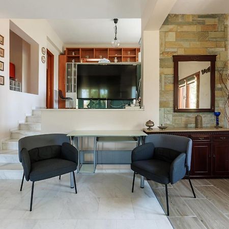 Large Home Near Potamos Beach エパノミ エクステリア 写真