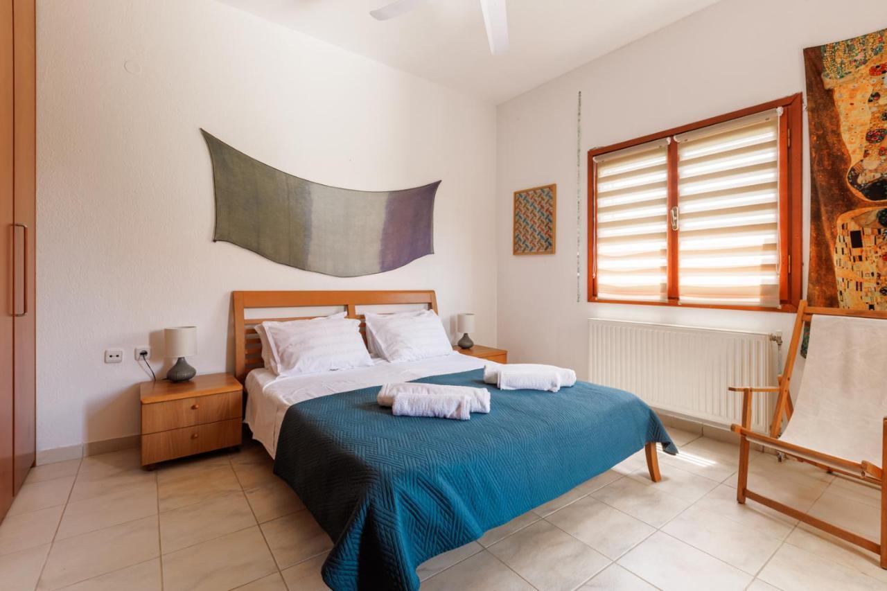 Large Home Near Potamos Beach エパノミ エクステリア 写真