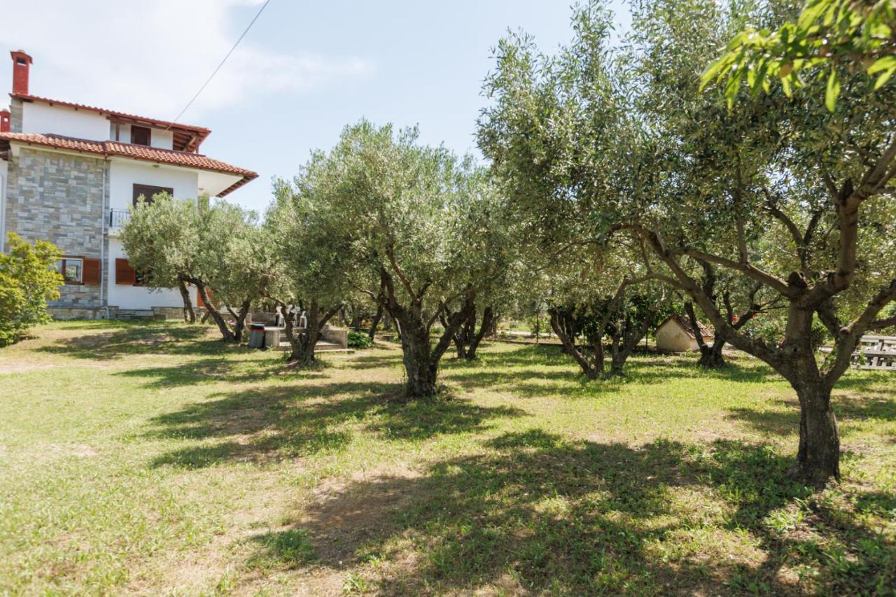 Large Home Near Potamos Beach エパノミ エクステリア 写真